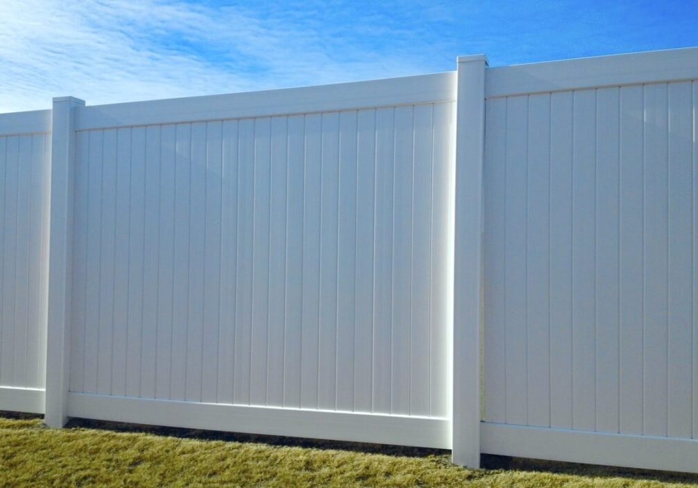 Solid Privacy Vinyl Fence