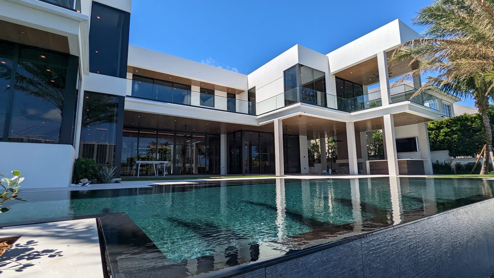Beautiful Florida home with impact windows installed